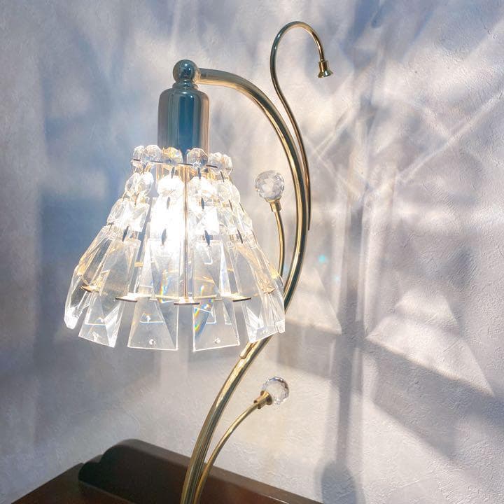 テーブルランプ　エジプト本クリスタル仕様　卓上ランプ　エレガント　お姫様