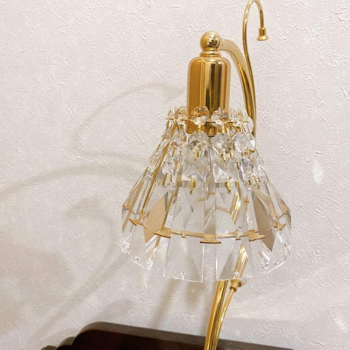 テーブルランプ　エジプト本クリスタル仕様　卓上ランプ　エレガント　お姫様