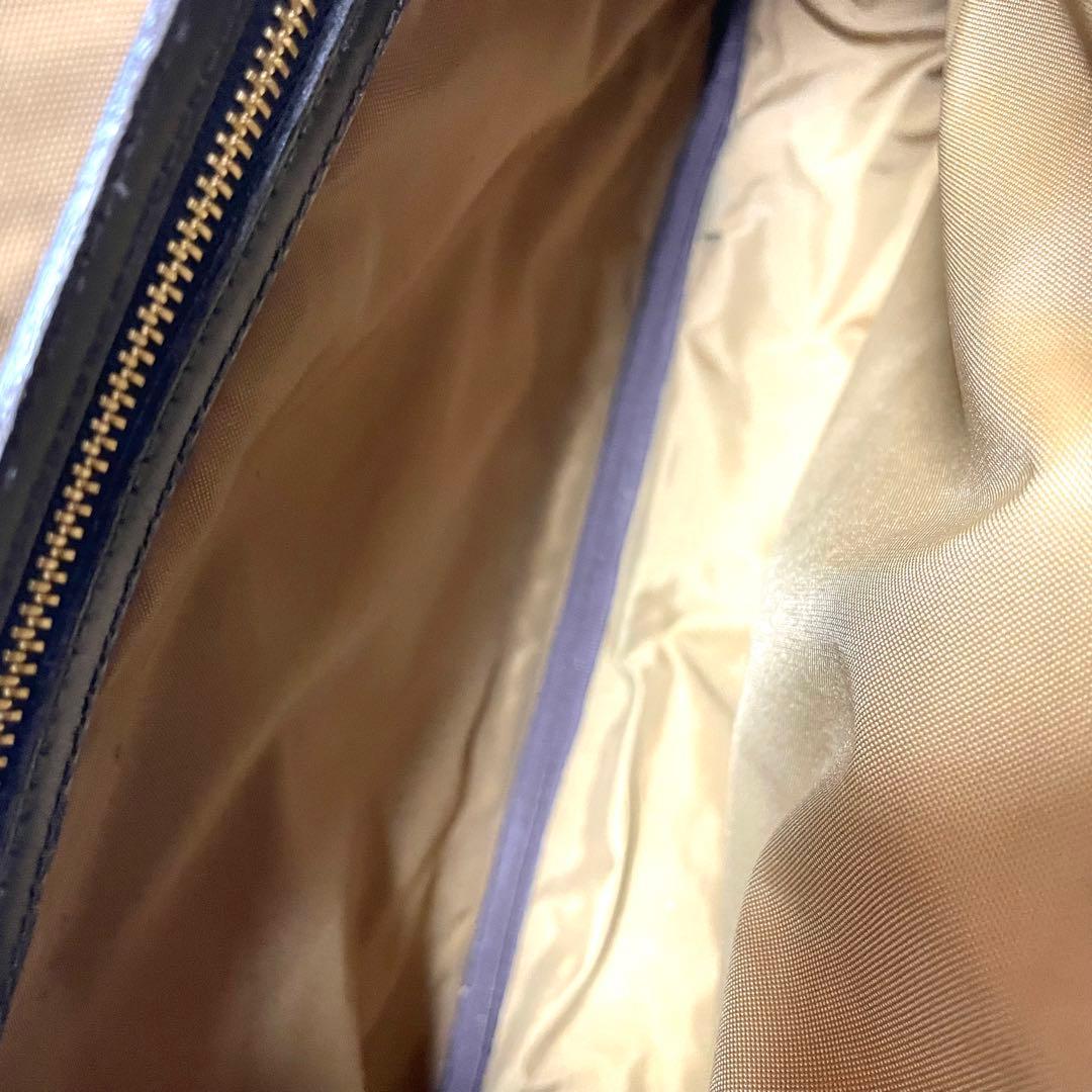 【極美品】ハンティングワールド バチューレザー メッセンジャーバッグ