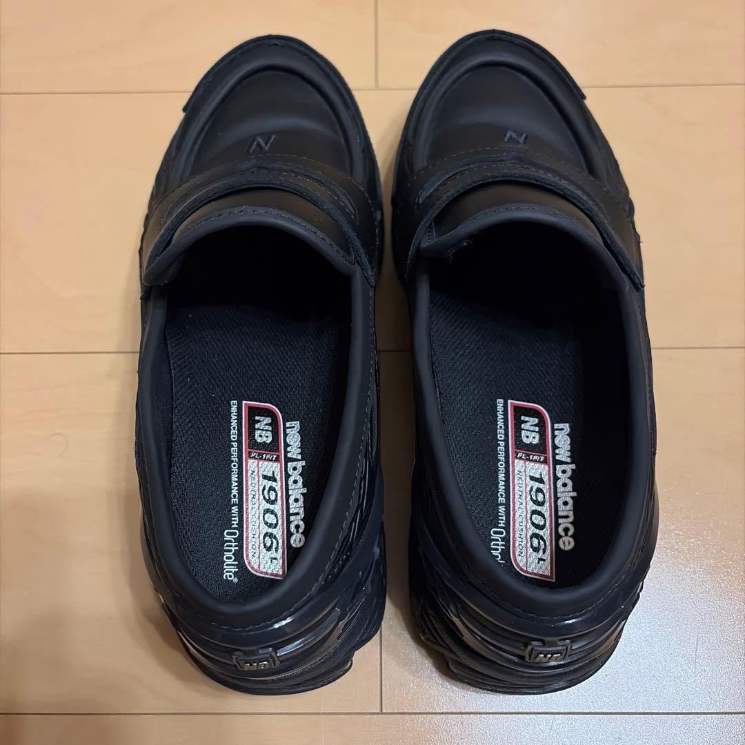 靴 New Balance U1906LBN