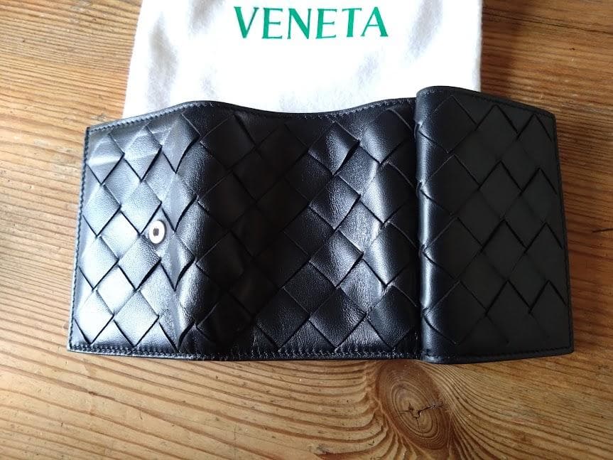 しょう　BOTTEGA VENETA 三つ折り財布 ブラック