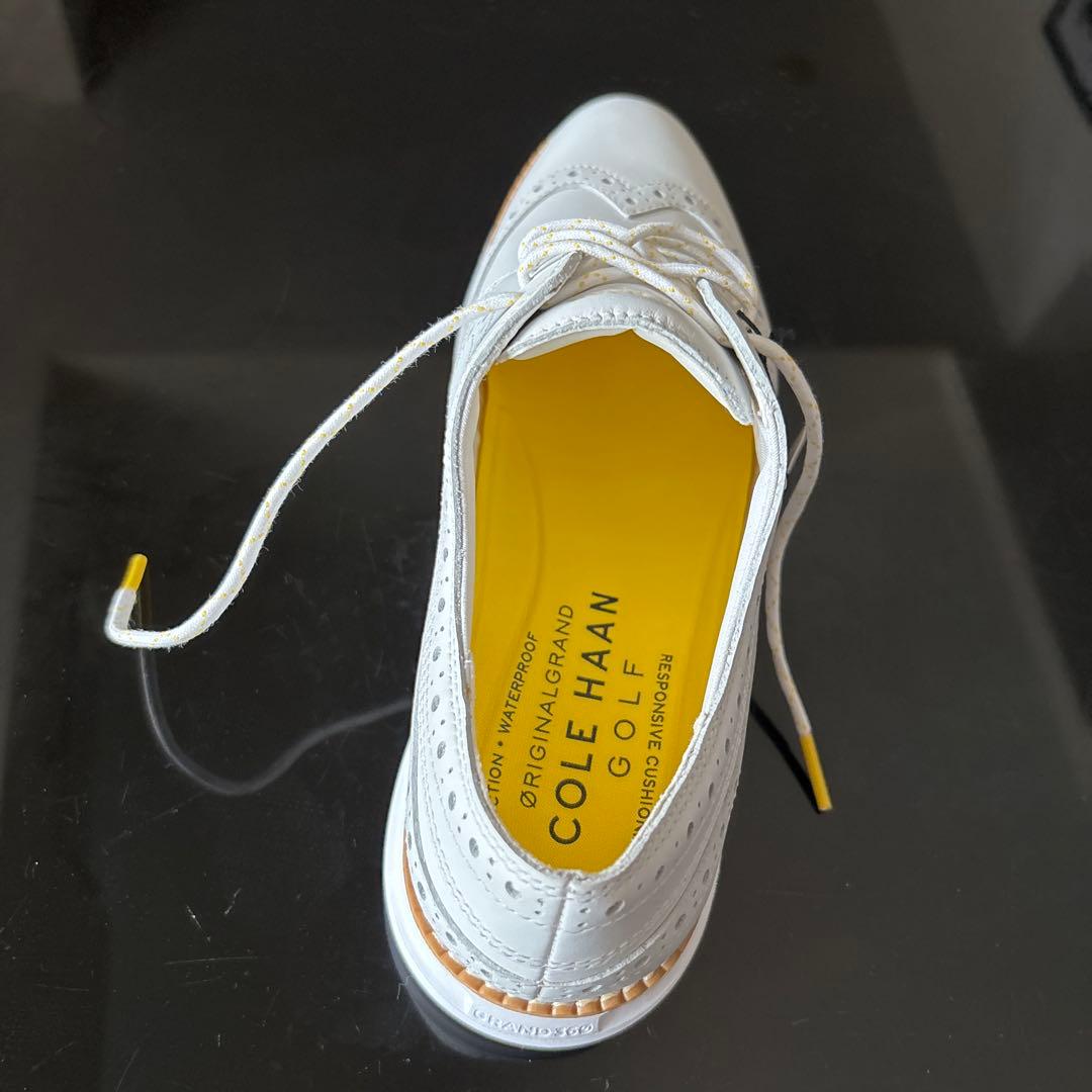 Cole Haan 防水ホワイトゴルフシューズ　24.5センチ スパイクレス