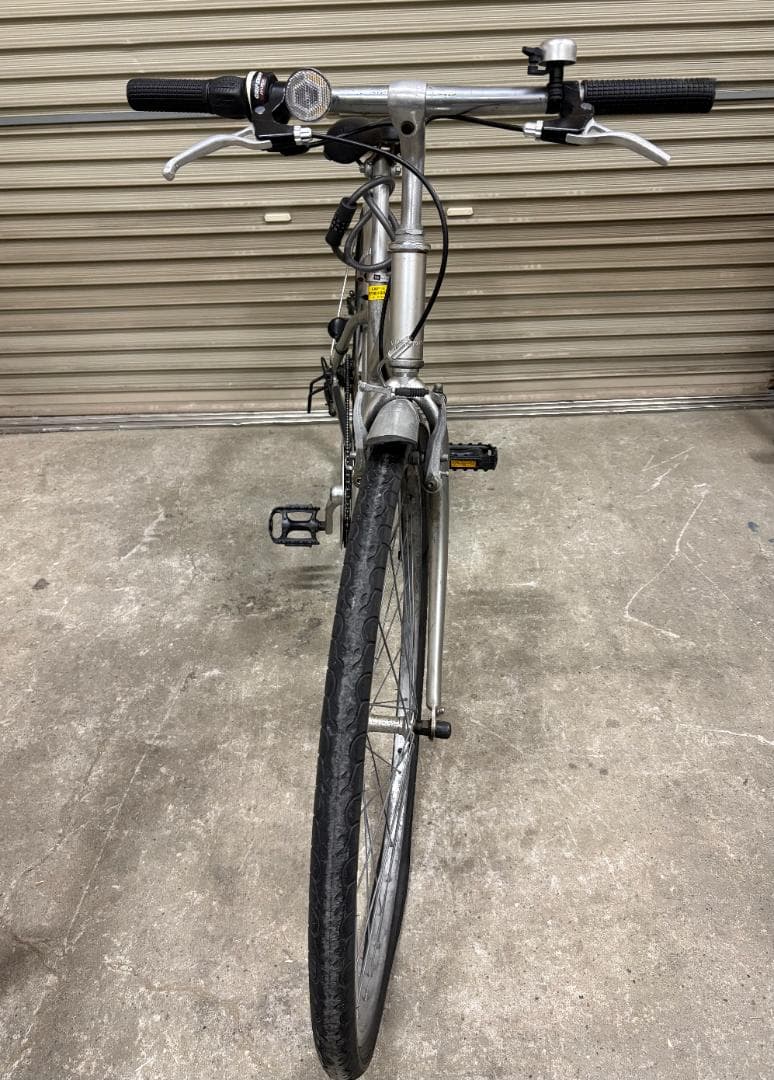 廃盤 無印良品 クロスバイク 700×38C アルミ シマノ6段 シルバー