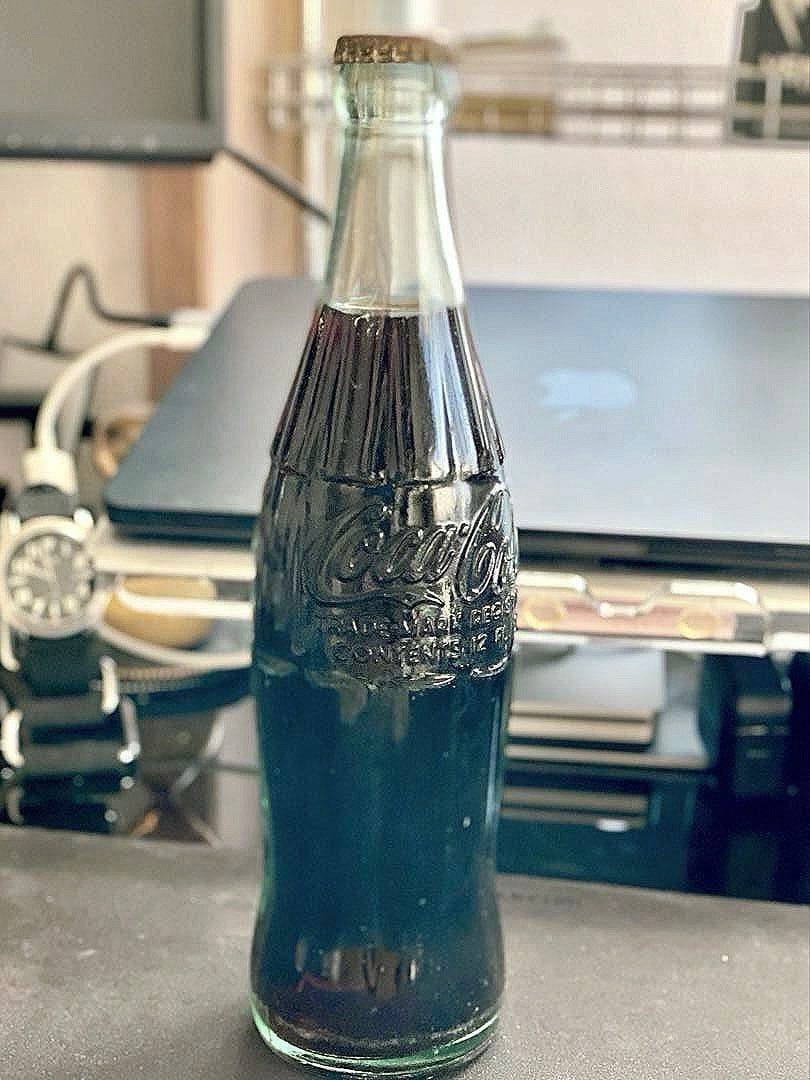【未開栓!】ヴィンテージ コカコーラ1956年エンボス加工US製CocaCola