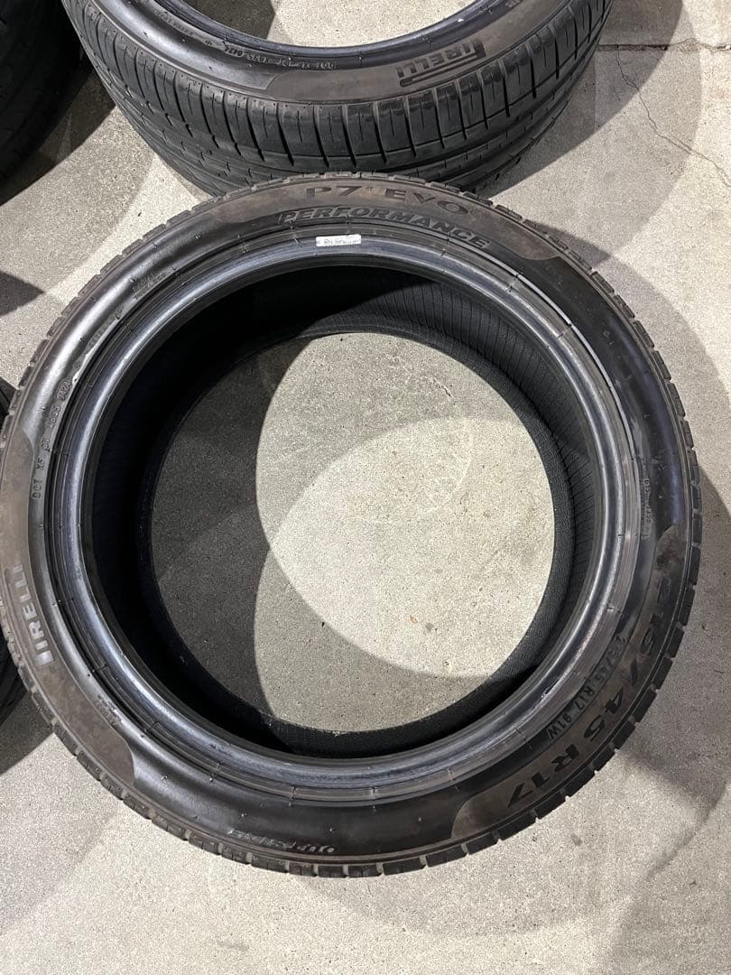 Pirelli P7 EVO 215/45 R17 4本セット