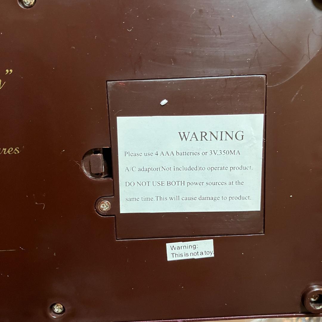 トーマスキンケード　田舎のクリスマス列車　ミニチュア　ジオラマ　クリスマス