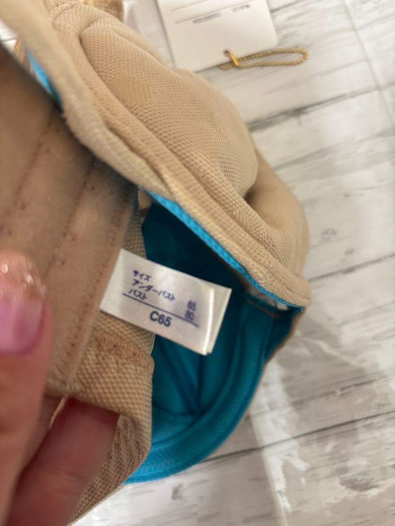 マルコ 新品未使用　C65 3/4ブラ 美胸　スタイルアップ 谷間メイク