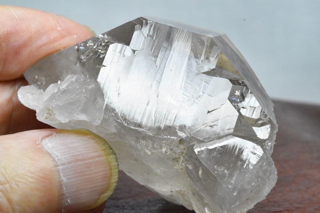 新産出！ スレイマン山脈Shalman産 ライトスモーキーグインデル03