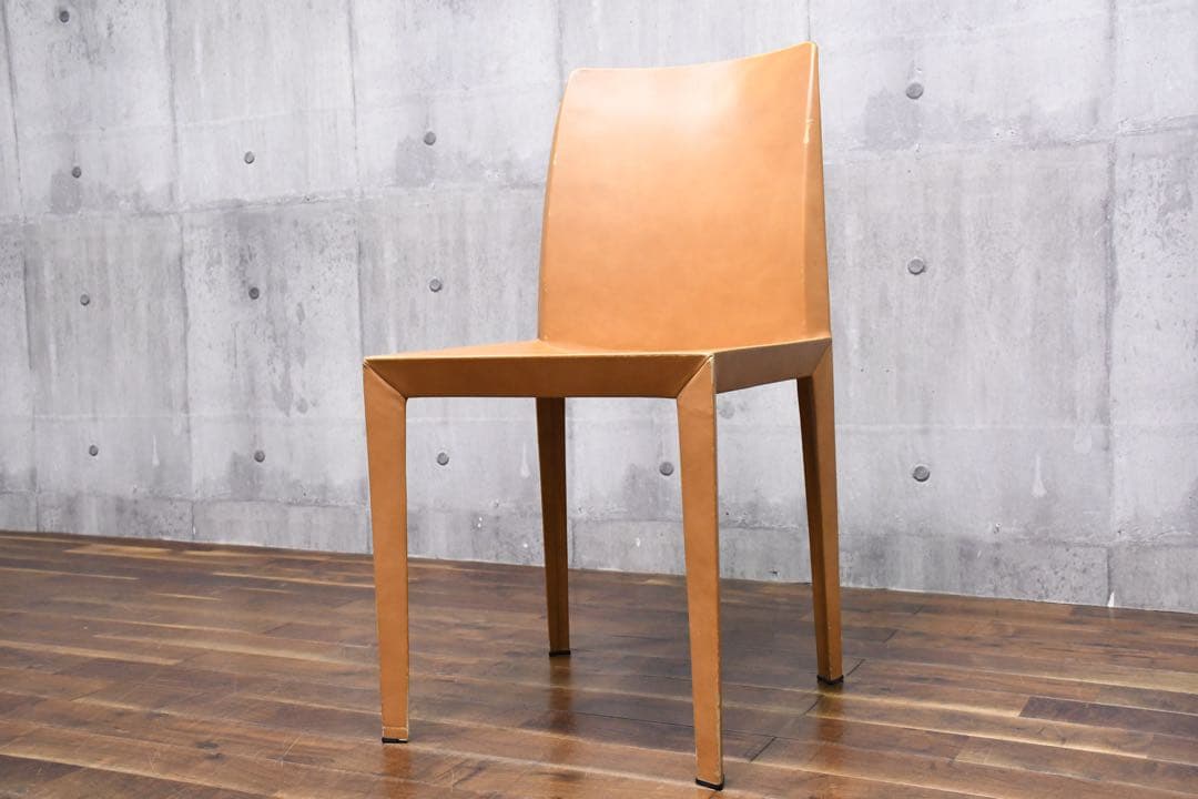 EEK129 IDC大塚家具 ポルトローナフラウ ローラ ダイニングチェア