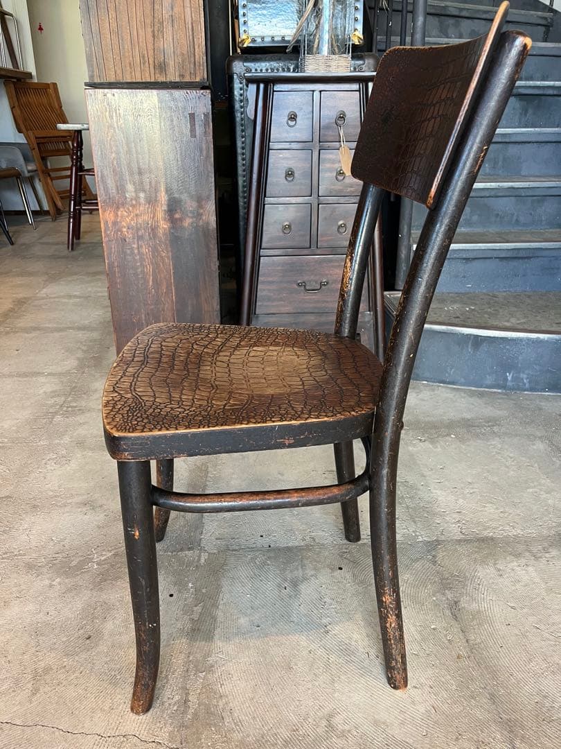 Crocodile Bentwood Chairクロコダイル　ベントウッド
