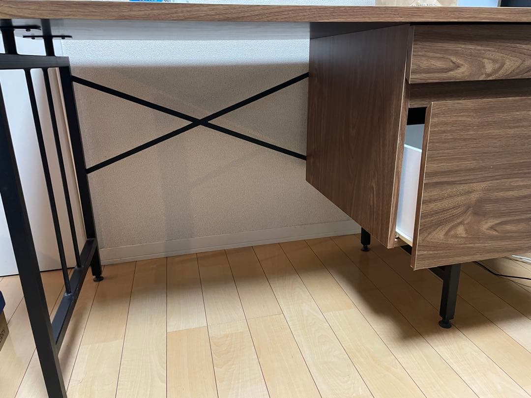 ブラウン木製デスク 勉強机