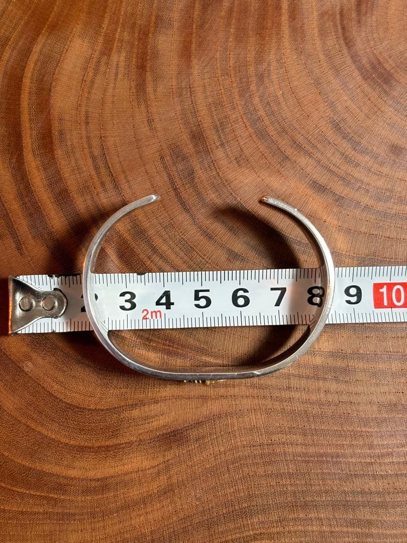 アリゾナフリーダム 幅12mm K18 太陽神　唐草バングル silver