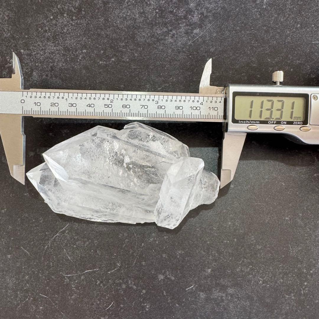 幻の水晶　ゼッカデソウザ産　水晶　原石