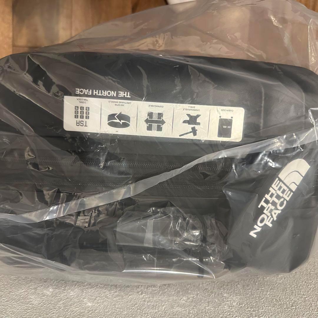 海外限定　スーツケース 20インチ ノースフェイス　　キャリーケース　　ブラック
