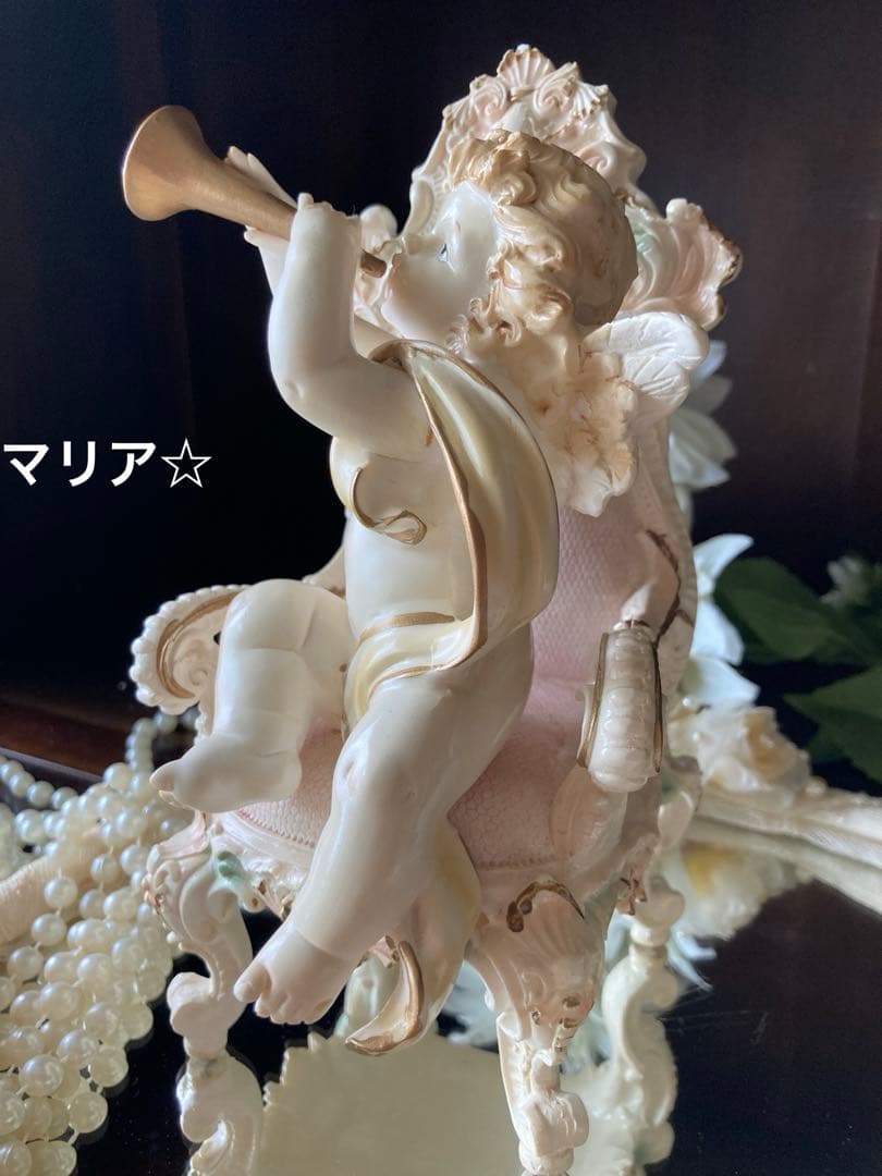 『イタリア製』ロココ椅子とラッパの天使イタリアンエンジェル艶と薔薇の装飾美しい