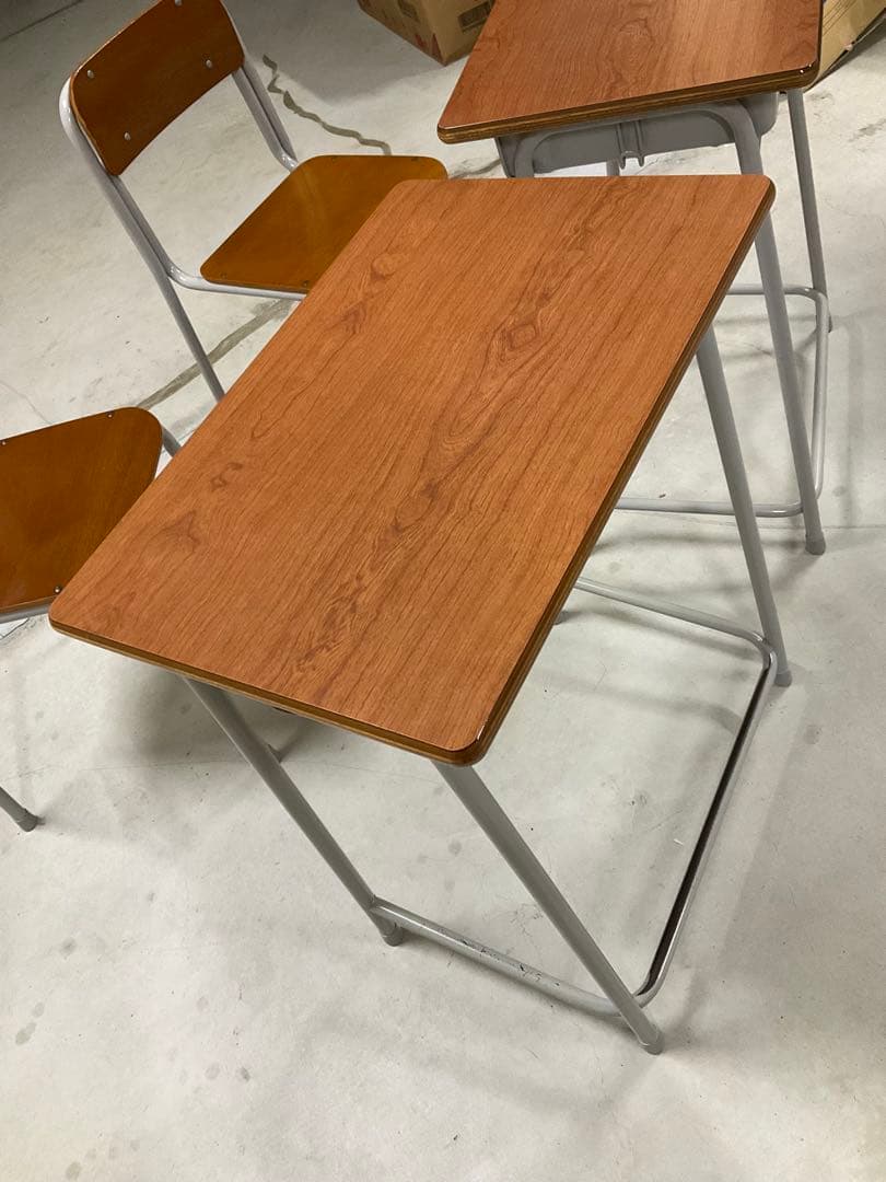 最終のご案内⭐️美品⭐️ 学習机 学校の机と椅子　2セット