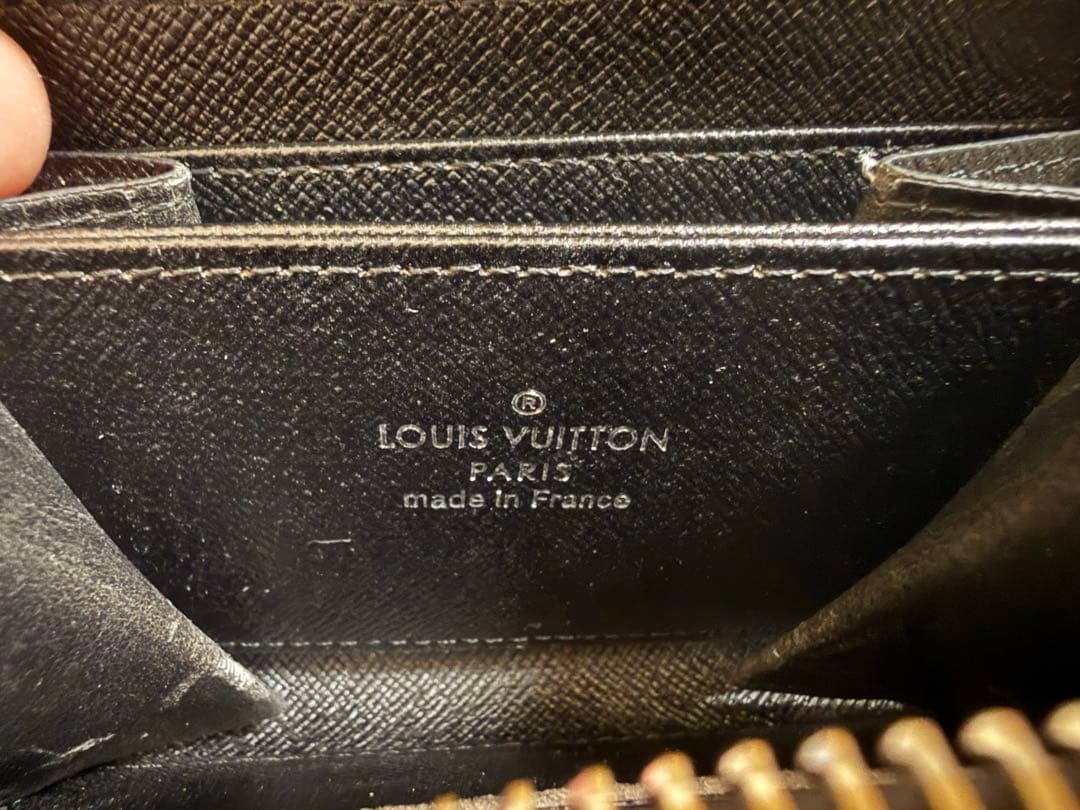 LV エピ　ケース
