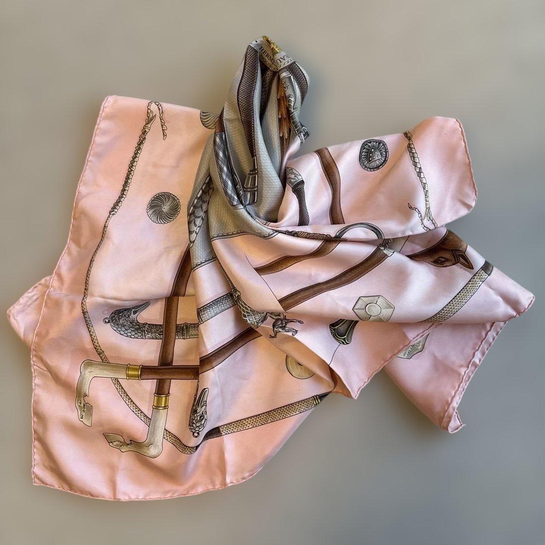 【HERMES エルメス】　スカーフ★カレ90