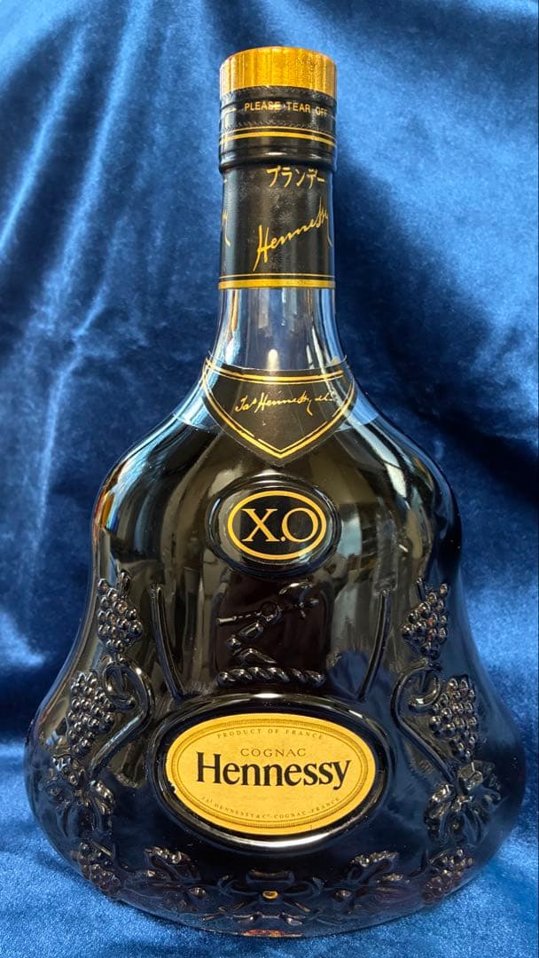 ヘネシー XO クリアボトル ゴールドキャップ 40％ 700ml 古酒 未開栓