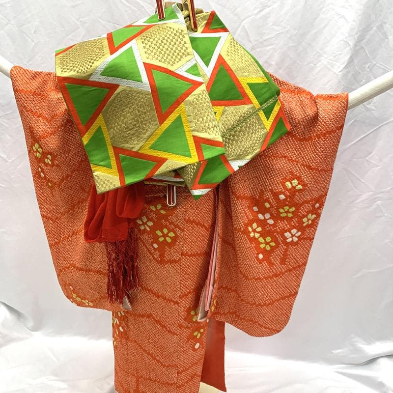 408ag62■七五三 七歳 女児 総絞り 着物&袋帯&長襦袢 小花文■美品