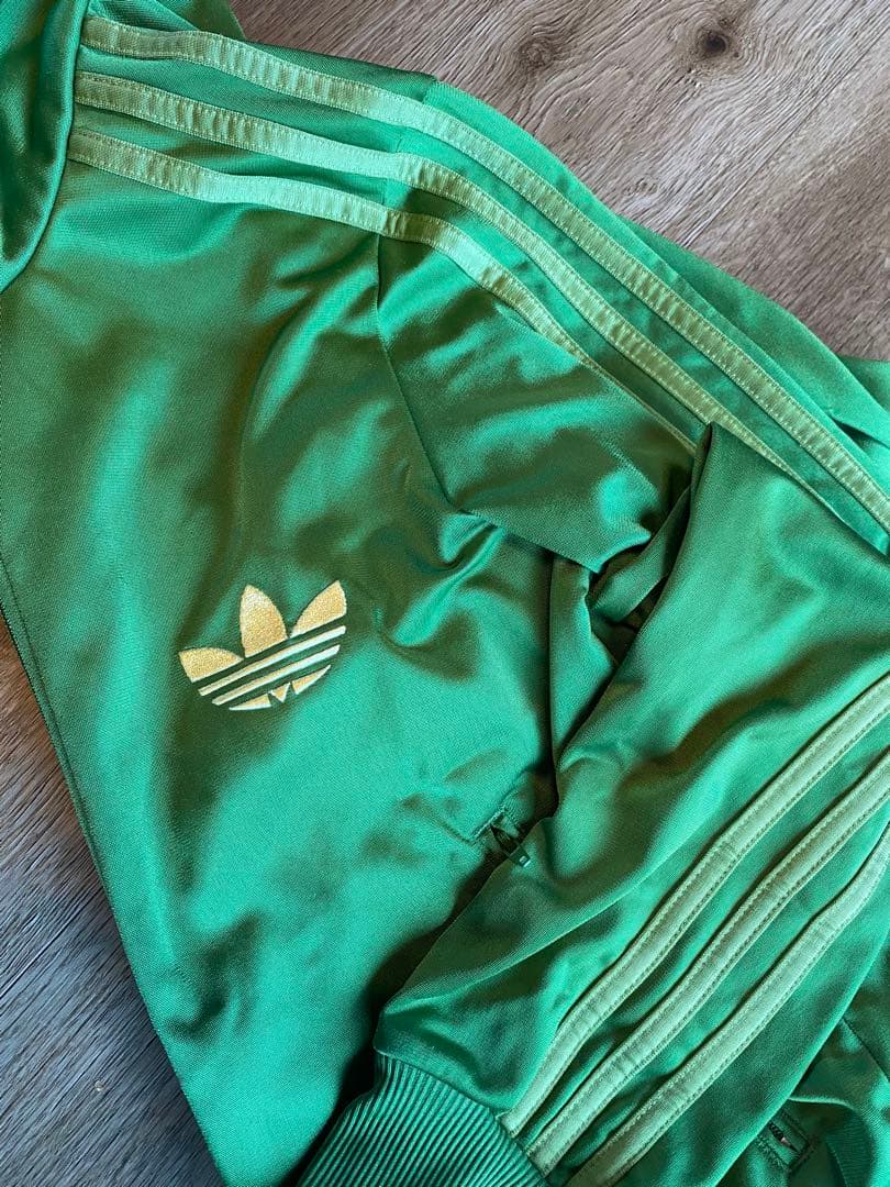 adidas グリーン ジャージ レディース Mサイズ 希少カラー