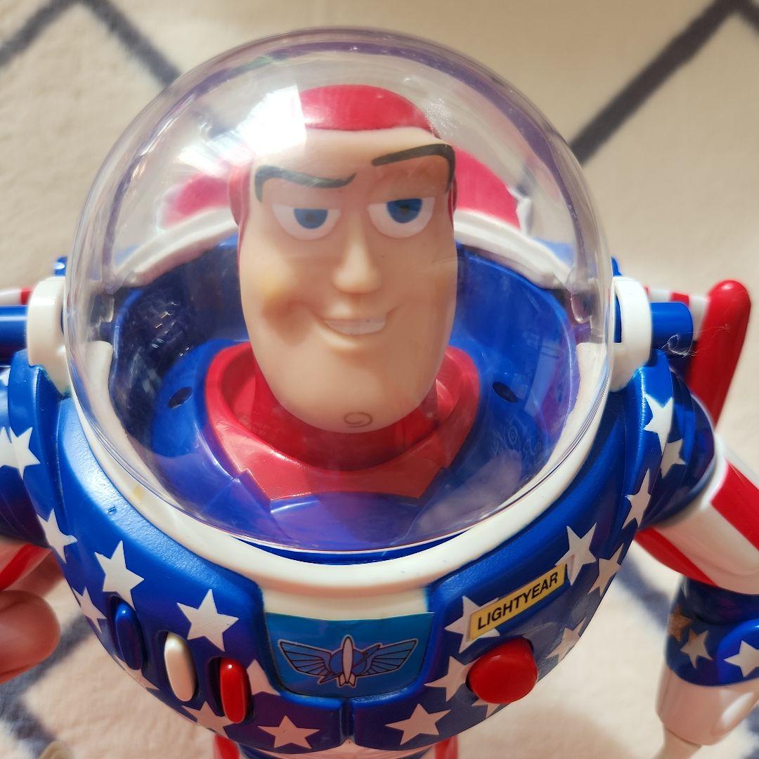 レア品 バズ・ライトイヤー USA 国旗デザイン フィギュア