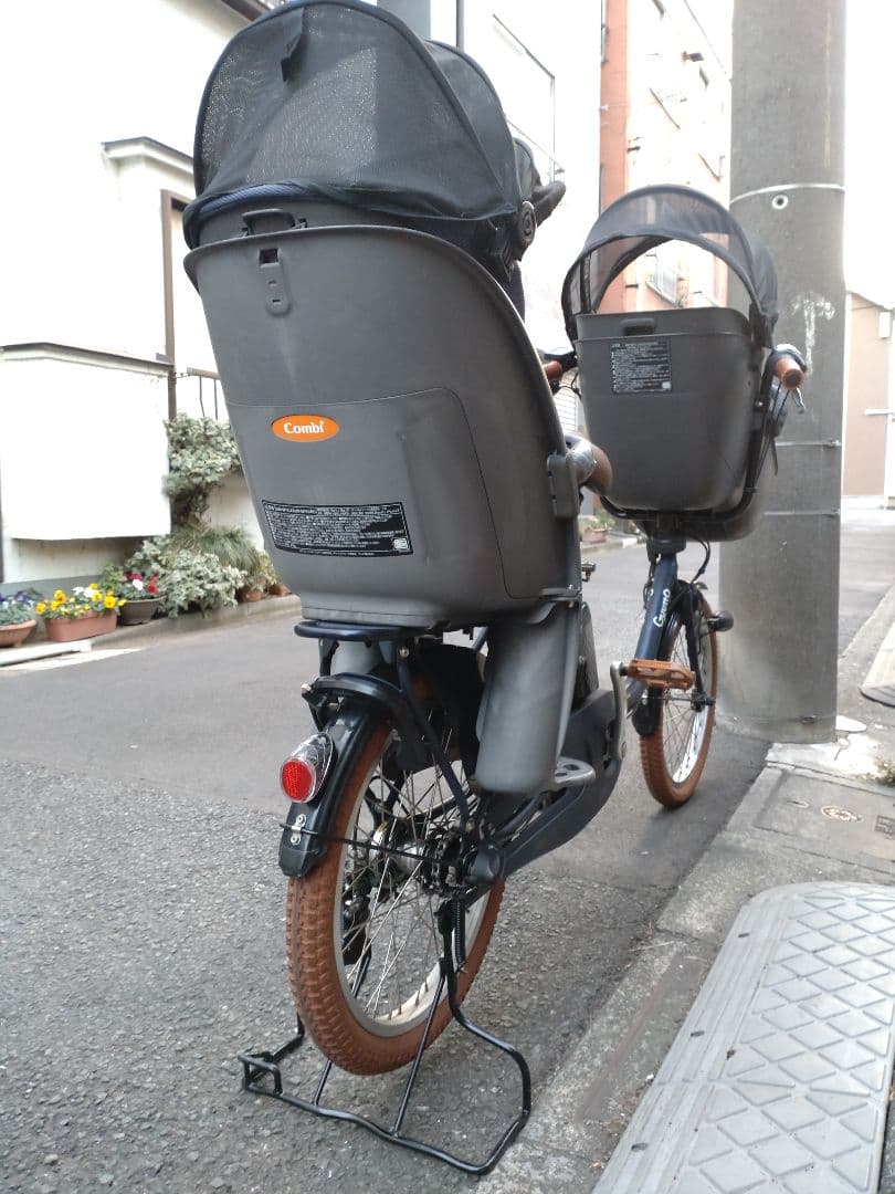 配送可★直接引渡可カスタム【Gyuttoギュット】電動アシスト自転車子供乗３人乗