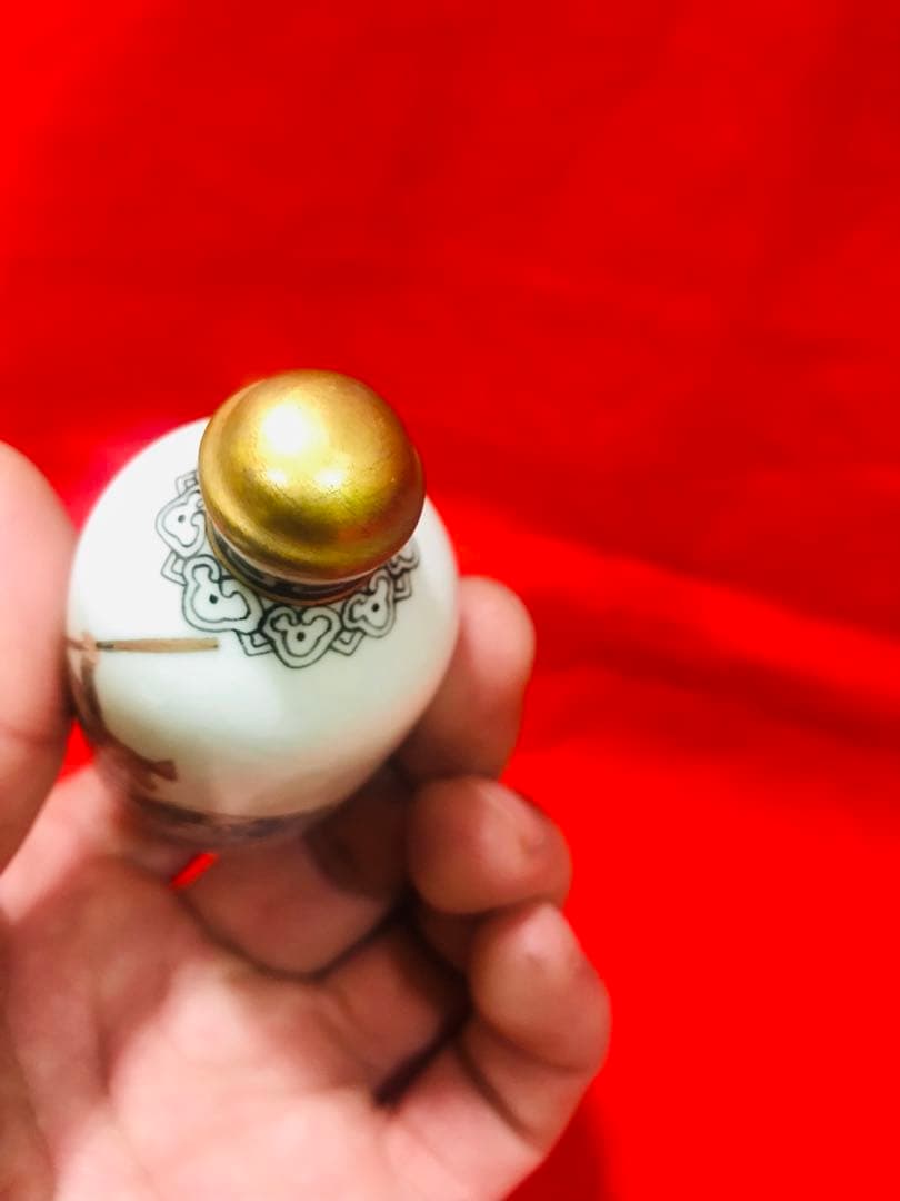 中国 景德鎮 陶磁鼻煙壺 手絵 「西遊記-悟空」