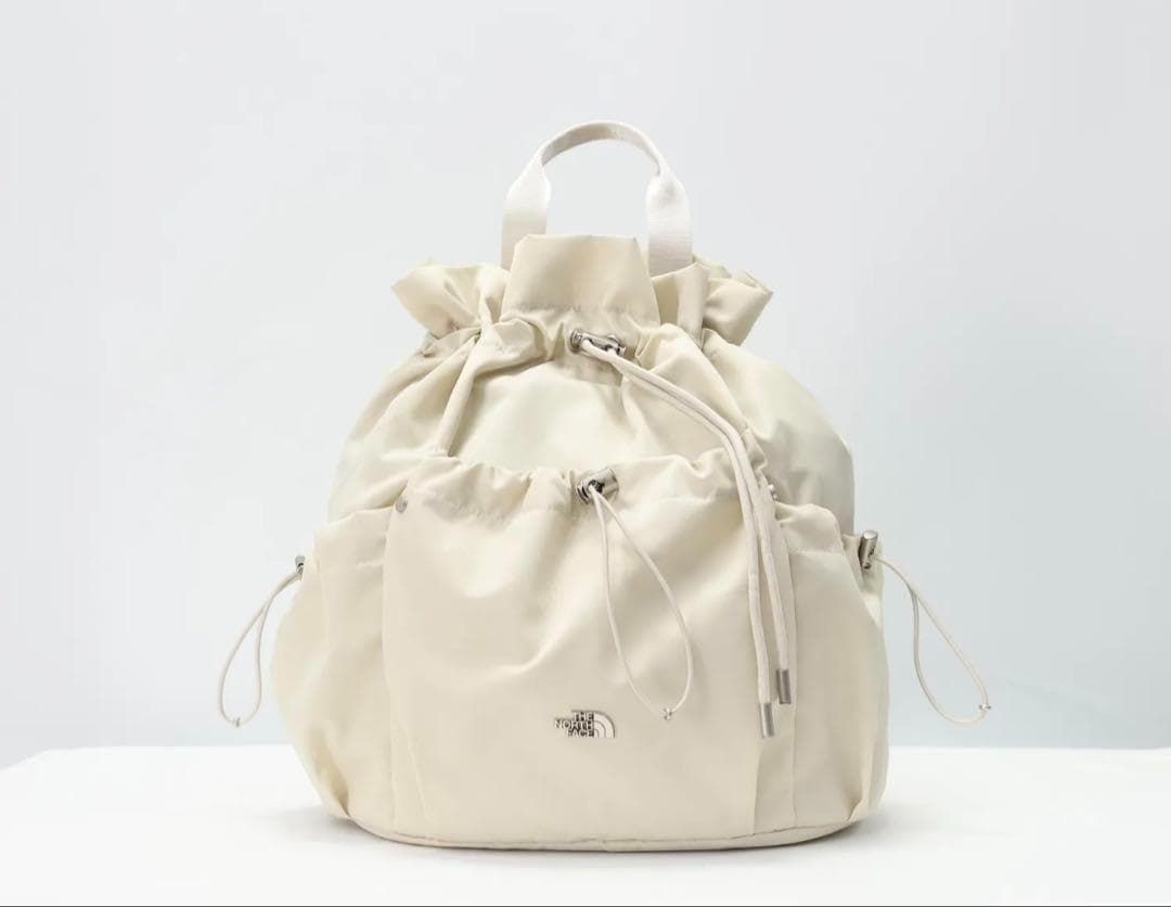週末セール中✨韓国限定 ノースフェイス ボニーパックM クリーム 即日発送