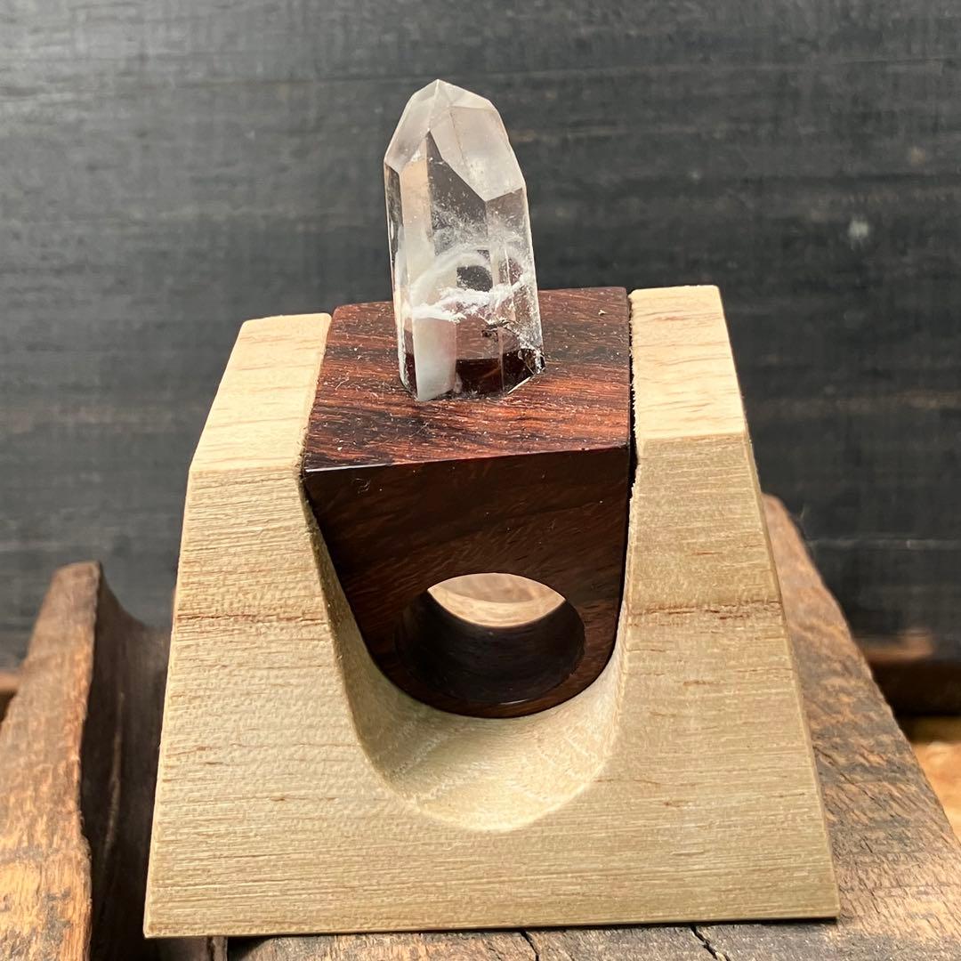 水晶クリスタルポイント指輪、