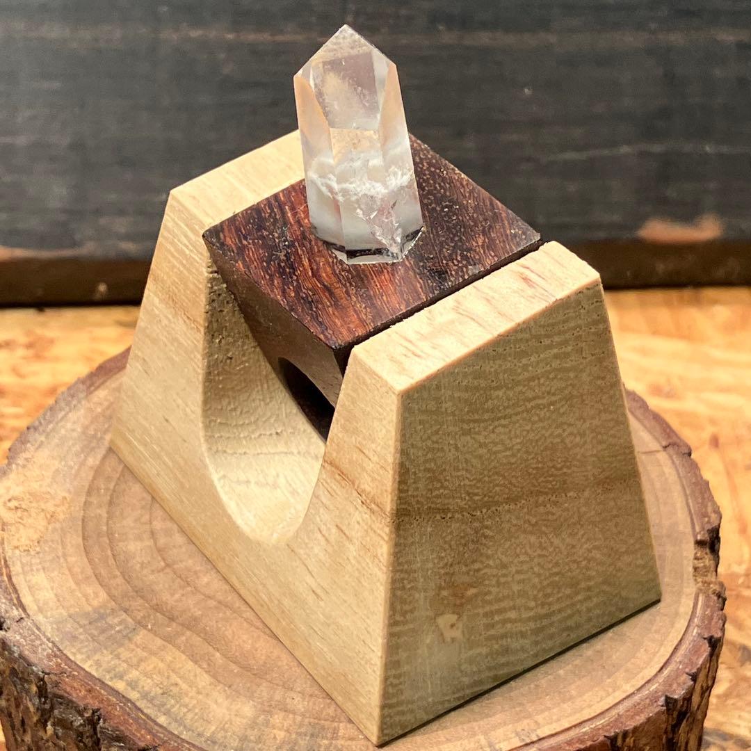 水晶クリスタルポイント指輪、