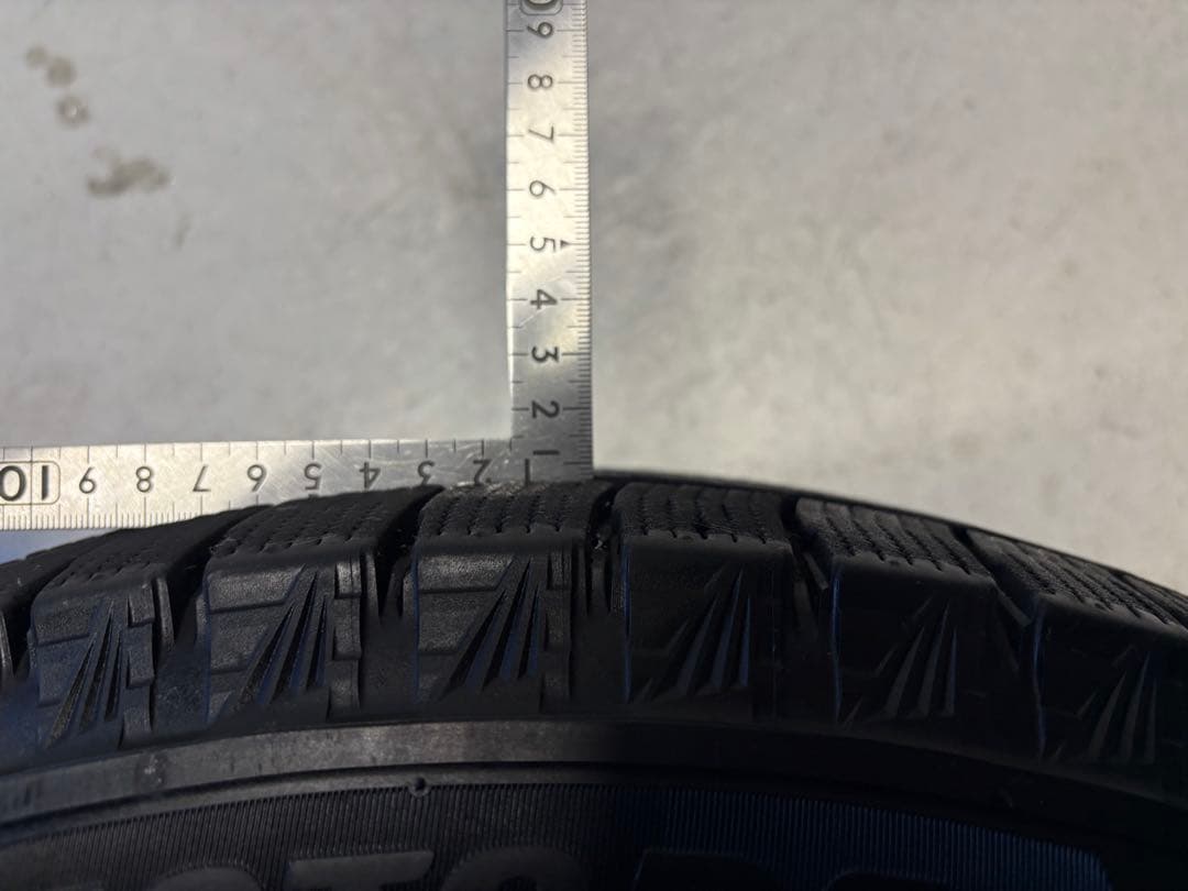 ゆっちぃ ブリヂストン VRX3 205/55R16 23年製 2本目