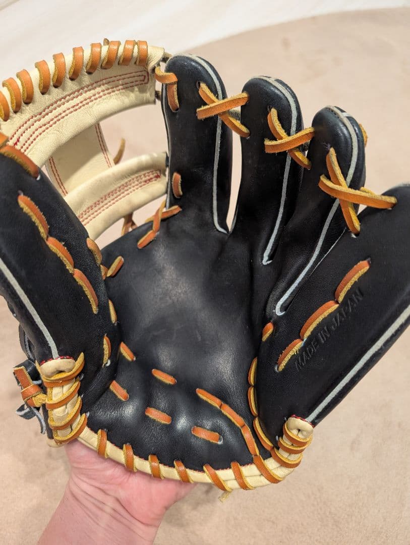 ATOMS　アトムズ　内野軟式グローブ　一般 ANX-04 BLK　右投用