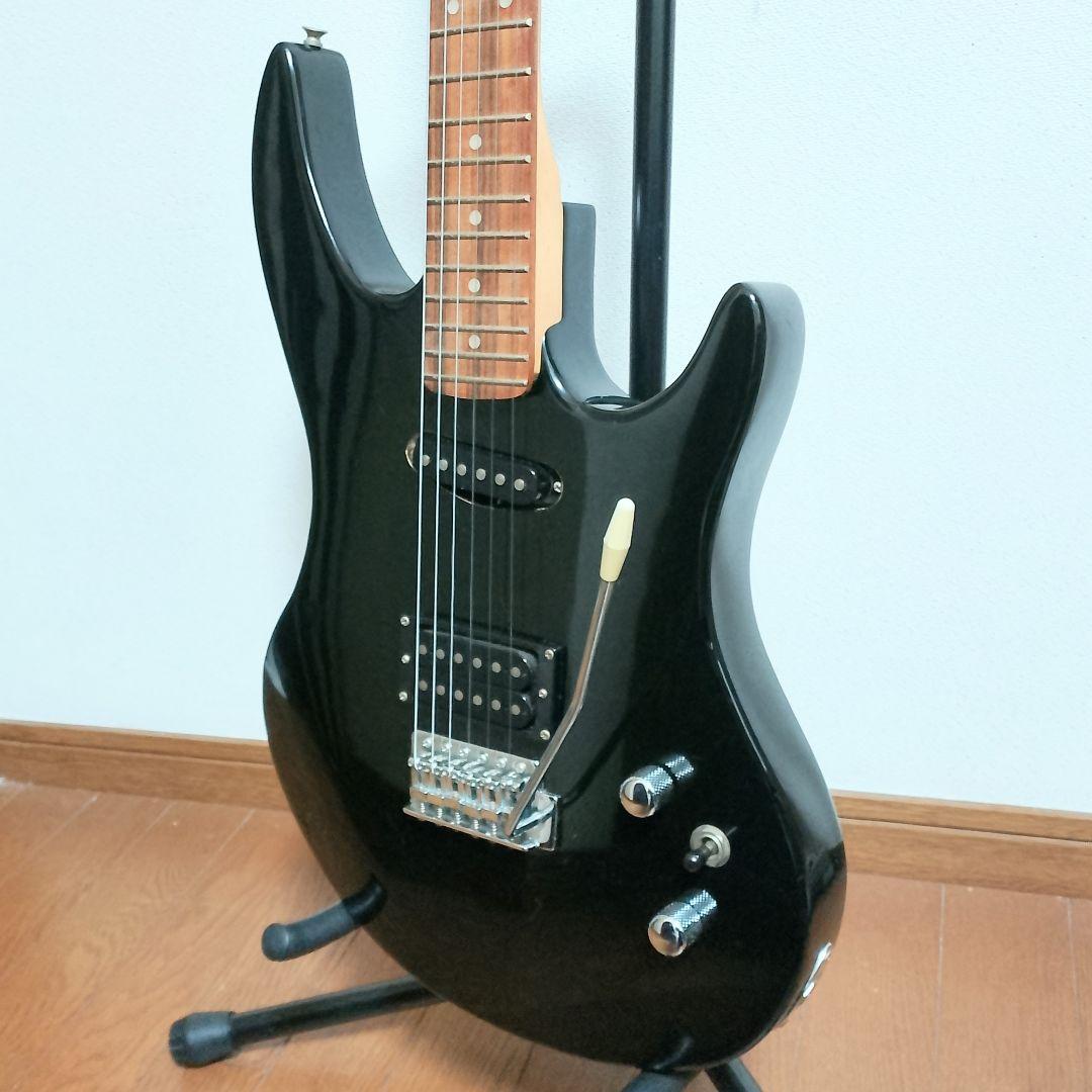 FORMESTAR　S-H仕様　エレキギター　トレモロ搭載　弦は新品に交換済み！