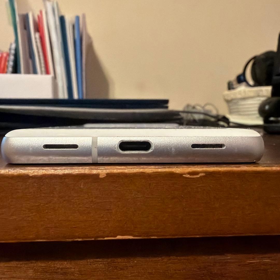 Google pixel 7a 本体(simフリー)　箱・保護シート等付属品付き