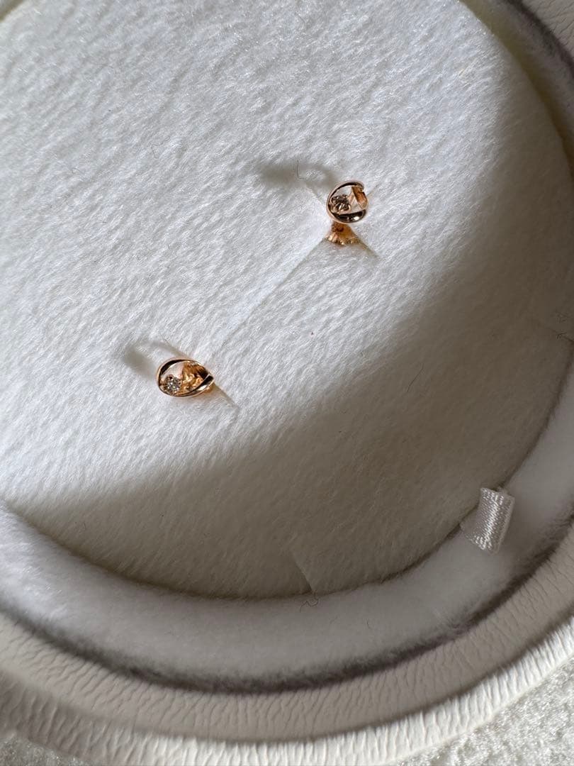 セカンドピアス　take upゴールドピアス