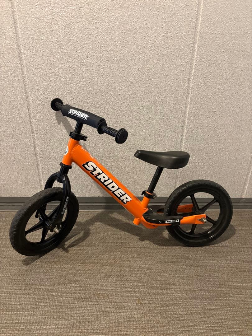 ストライダー／スポーツモデル 12インチ