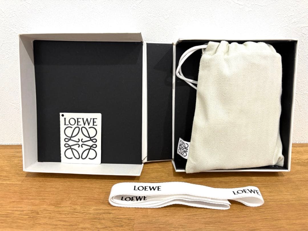 【美品】LOEWE ロエベ アナグラム 三つ折り財布 オレンジ