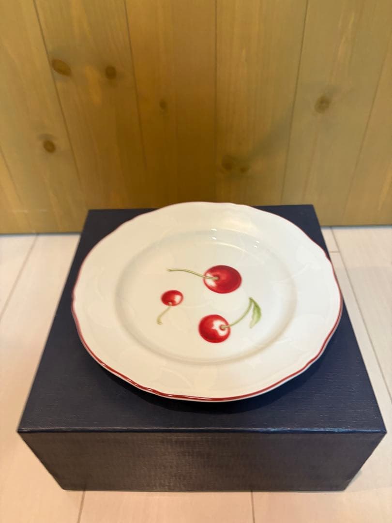 【新品・未使用】 リチャードジノリ チェリー柄 食器6枚セット