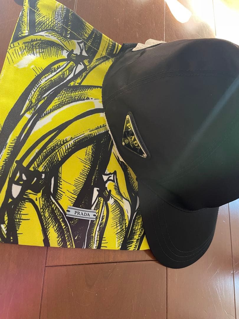 正規品PRADA ベースボールキャップ Sサイズ