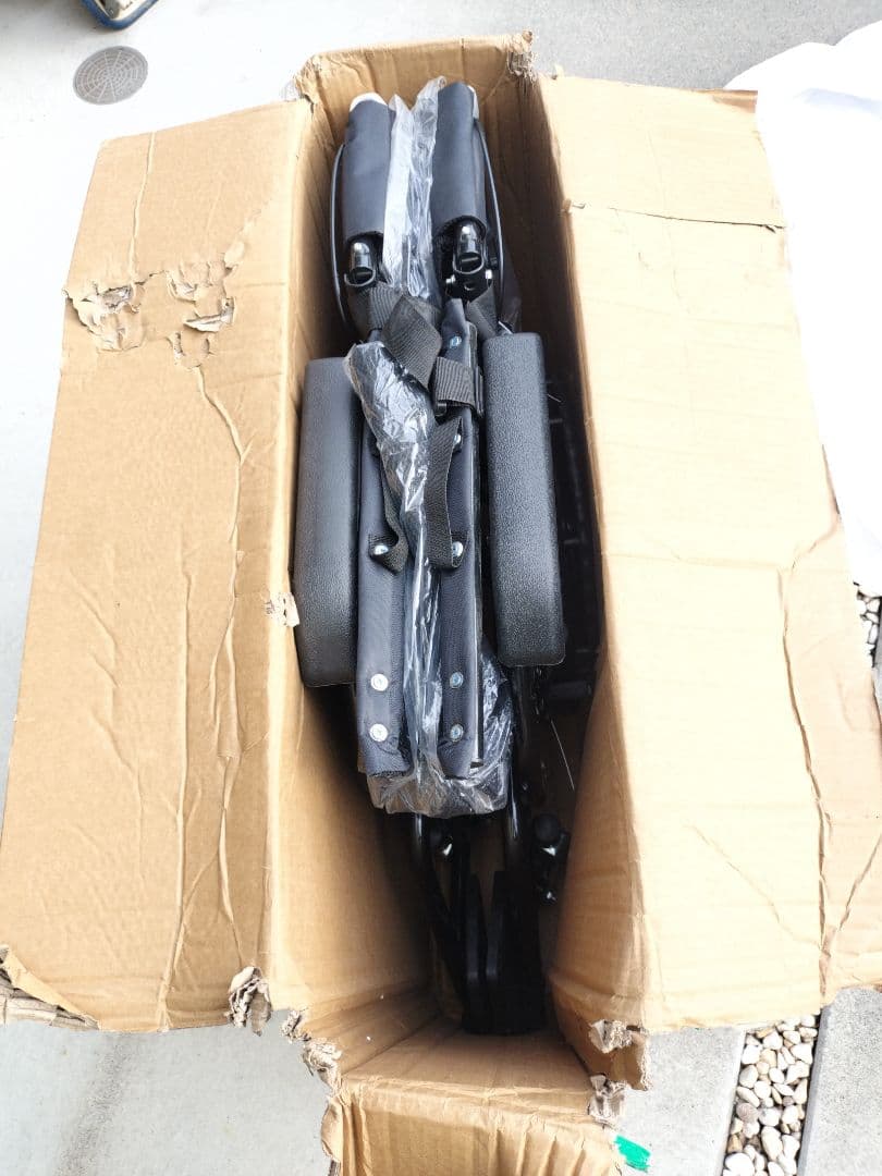 け*ん様 新品 車イス 車椅子