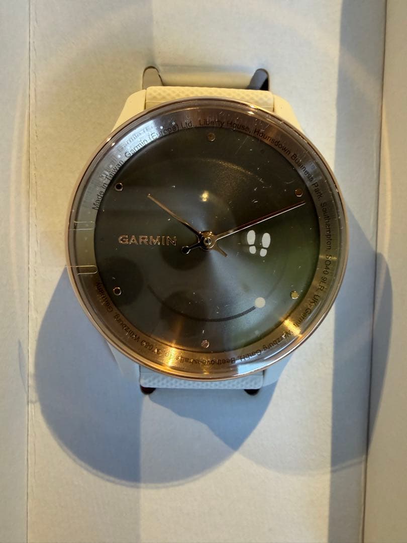 GARMIN VIVOMOVE TREND アイボリー/ピーチゴールド