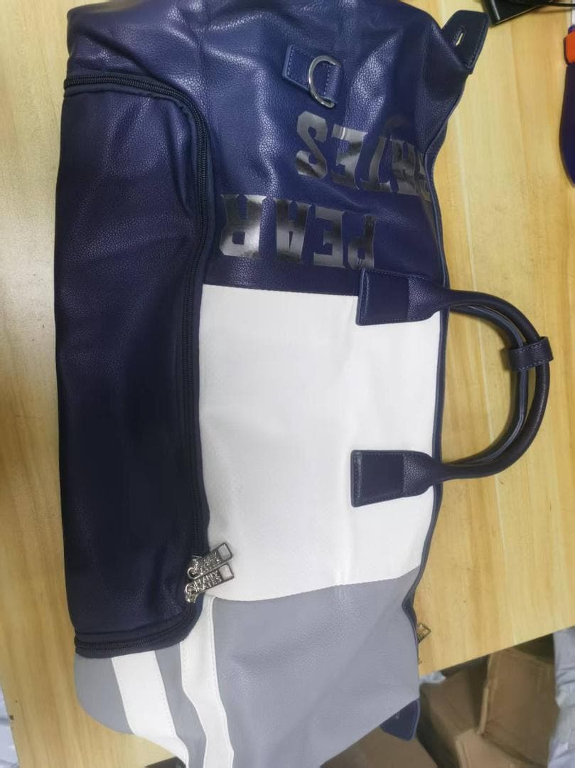 PEARLY GATES エンボロゴ配色ボストンバッグ