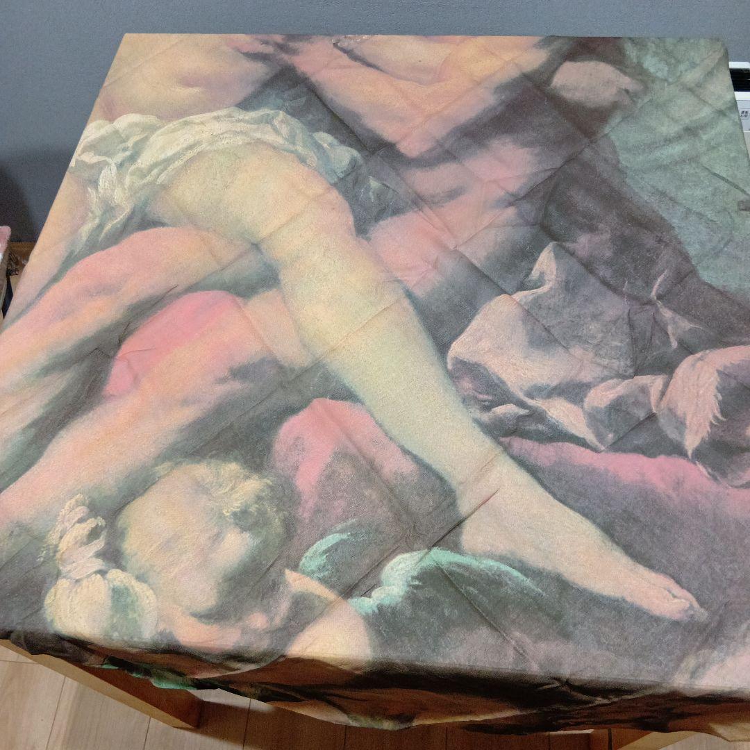 29日限定価格Vivienne Westwood　キッシング大判スカーフ