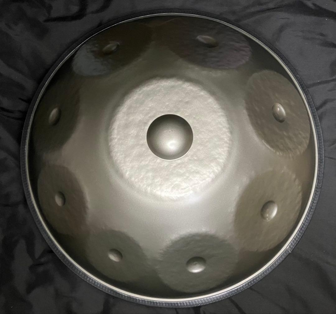 ハンドパン（ケース付き）