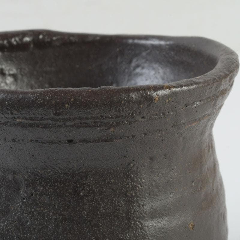 北大路魯山人作　瀬戸焼　瀬戸黒　茶碗　共箱　V　9878