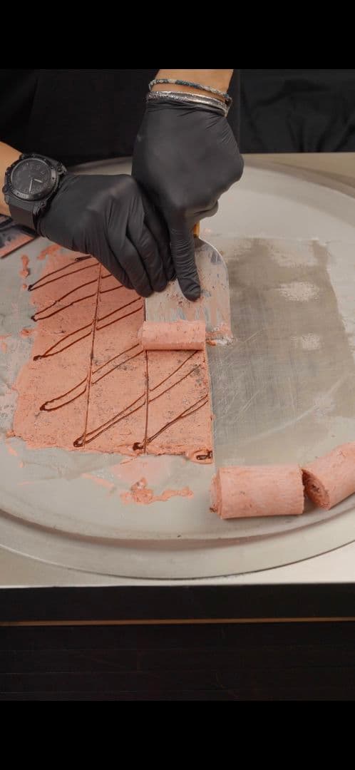 アイスクリームメーカー。