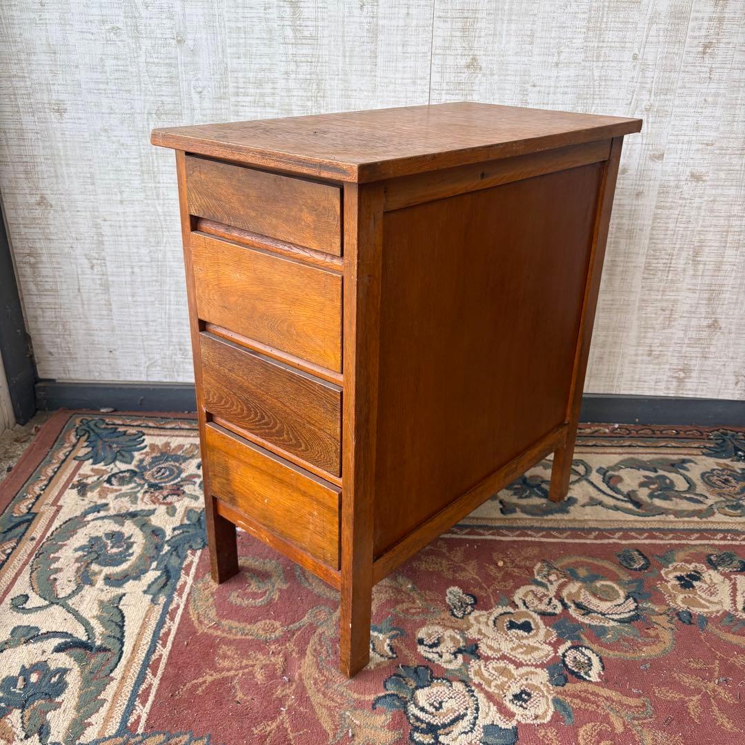昭和レトロ アンティーク 古家具 無垢材 木製チェスト 4段 タンス 脚付き