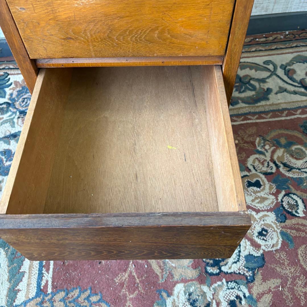 昭和レトロ アンティーク 古家具 無垢材 木製チェスト 4段 タンス 脚付き