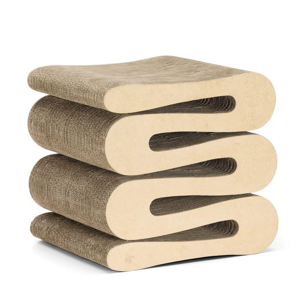 vitra ヴィトラ　ウィグルスツール　Wiggle stool